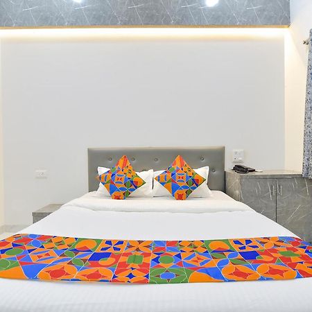 Fabhotel Grand Embassy Indore Zewnętrze zdjęcie