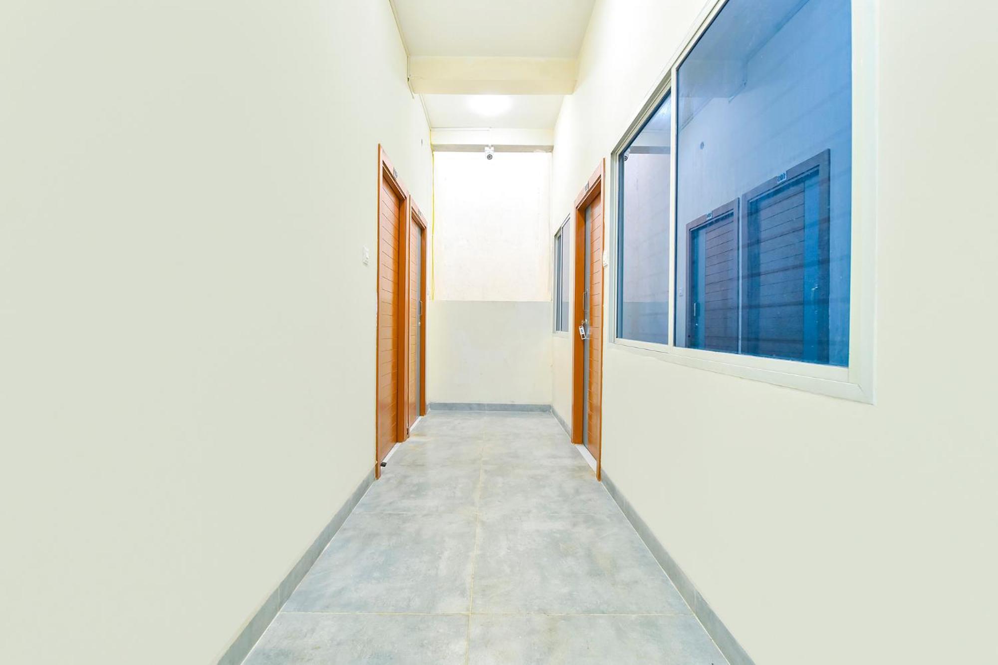 Fabhotel Grand Embassy Indore Zewnętrze zdjęcie